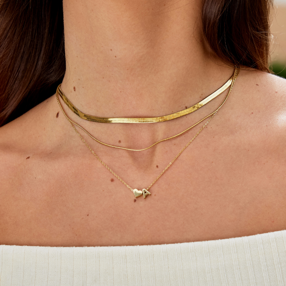 Collana Iniziale Senza Tempo con Ciondolo a Cuore