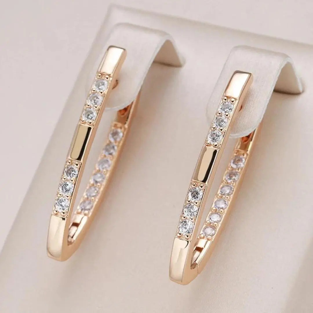 Orecchini sofisticati con pietre di zirconia