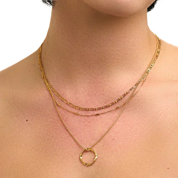 Collana a Cerchio Aperto a Tre File in Oro