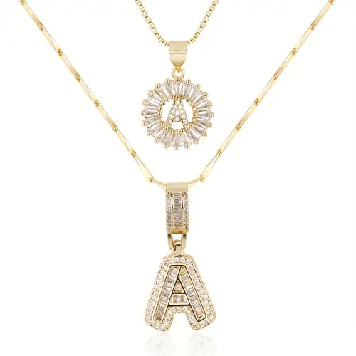 Set di Collane con Iniziale in Moissanite